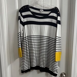 Avenue Black and White Striped Top with Yellow Cuffs Size 18/20